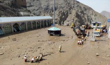 İran’da sel: Can kaybı yükseliyor