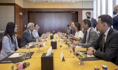 Almanya Dışişleri Bakanı  Baerbock, CHP ve HDP ile görüştü