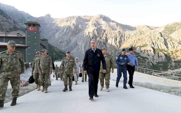 Hulusi Akar: Kimsenin toprağında gözümüz yok