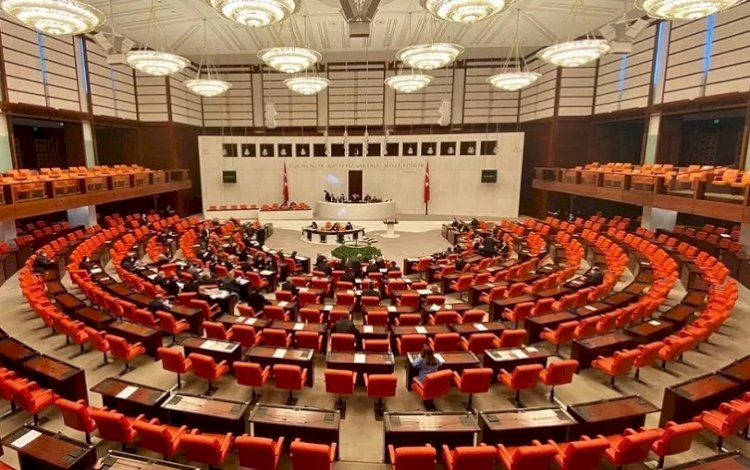Meclis’e olağanüstü toplanma çağrısı: AK Parti ve HDP katılmayacak