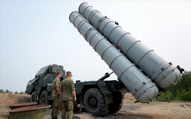 İsrail Savunma Bakanı: Rus S-300 füzeleri Suriye'de uçaklarımızı hedef aldı