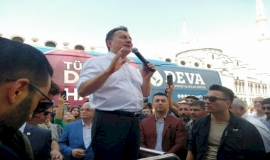 Ali Babacan: 'Kürt meselesi yakında ayaklarına dolanacak'