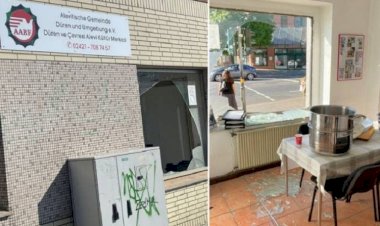 Almanya'da cemevine saldırı