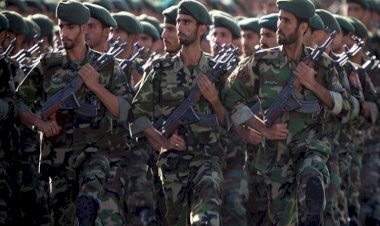 İran Devrim Muhafızları’ndan bir komutan Suriye’de öldürüldü