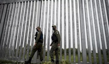 Yunanistan, Türkiye sınırının tamamına çelik bariyer koyuyor