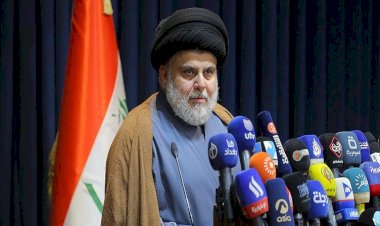 Sadr siyasetten çekildiğini duyurdu! Bağdat'ta sokağa çıkma yasağı ilan edildi