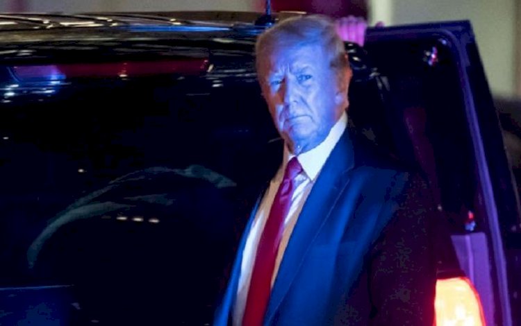 FBI Trump'ın evinden 'çok gizli' damgalı belgelere el koydu