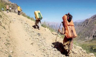İran güvenlik güçleri Kürt Kolberlere saldırdı