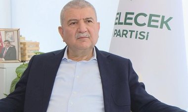 Gelecek Partisi: Kürdistan Bölgesel Yönetimi bayrağı niye suç olsun?