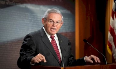 ABD'li Senatör: Türkiye NATO'nun güvenliğini tehlikeye atıyor