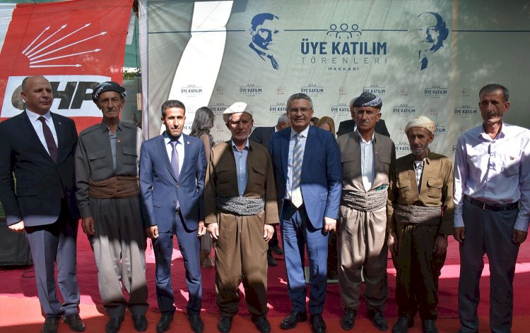 Hakkari’de CHP’ye 1000 yeni katılım