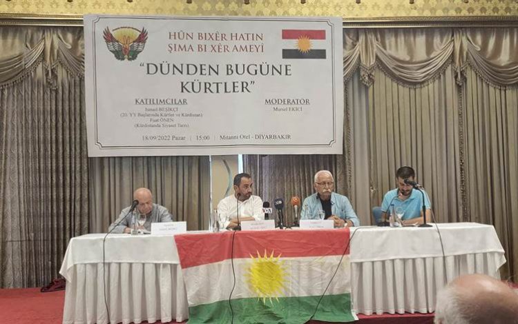 Diyarbakır’da ‘Dünden Bugüne Kürtler’ paneli