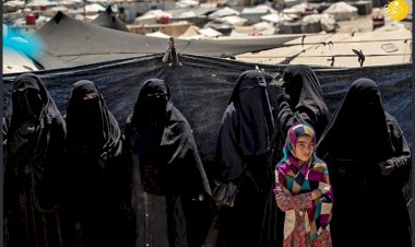 Almanya, IŞİD ailesi 12 vatandaşını Roj Kampı’ndan aldı