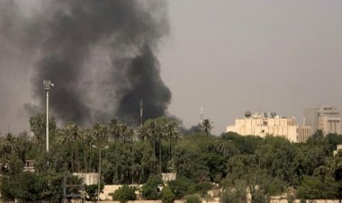 Irak'ta cumhurbaşkanlığı seçimi öncesinde meclisin bulunduğu bölgeye roket saldırısı