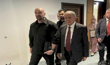 Irak'ın yeni Cumhurbaşkanı, seçilir seçilmez Sudani’ye hükümeti kurma görevini verdi