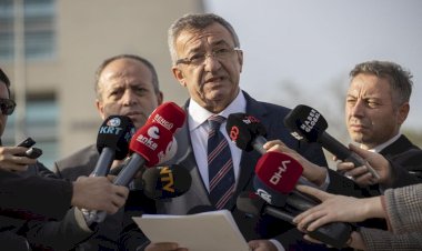 CHP Sansür Yasası'nı AYM’ye taşıdı