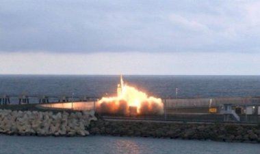 Türkiye ilk defa balistik füze denemesi yaptı