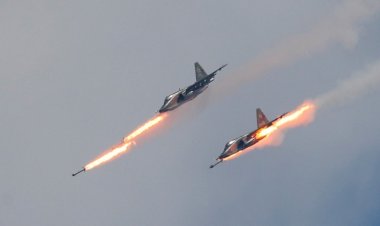 Konser alanına hava saldırısı düzenlendi