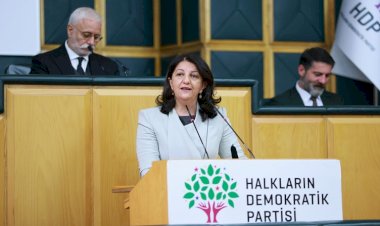 'Kürt sorunu, Cumhuriyet'in demokratikleşmesinin önündeki en önemli engel!'