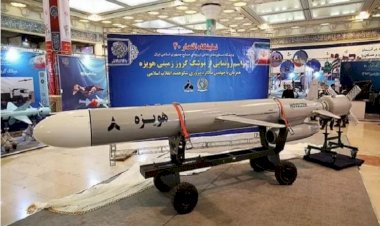 İran yeni seyir füzesini tanıttı: 300 km menzile sahip