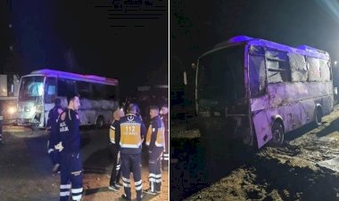 Diyarbakır'da trafik kazası: 17 polis yaralandı