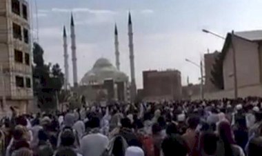 Beluçistan'da Cuma namazı sonrası Kürtlerle dayanışma yürüyüşü: 4 ölü, onlarca yaralı