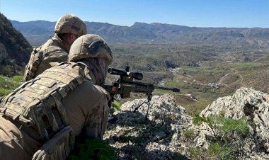 Zap-Avaşin’de biri teğmen 3 asker hayatını kaybetti