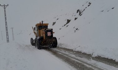 Hakkari'de 155 yerleşim birimine ulaşılamıyor