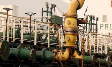 ABD Venezüella petrolüne yönelik ambargoyu kaldırdı