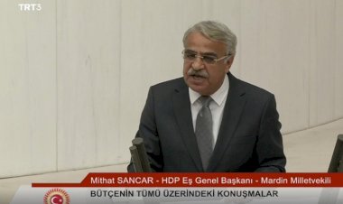 Sancar: Bu iktidarınızın son bütçesidir, tabelalarınız depolara inecek ve çürümeye terk edilecektir