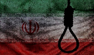 İran'da 23 yaşındaki göstericinin idam cezası durduruldu