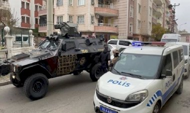 Batman’da 3 DEDAŞ personeli rehin alındı; Polis ve özel harekat gönderildi