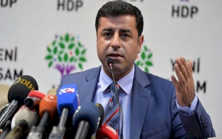 Demirtaş'tan muhalefete: Bu kritik döneme koltuk paylaşımı olarak bakmak, tarihi fırsatı heba etmektir