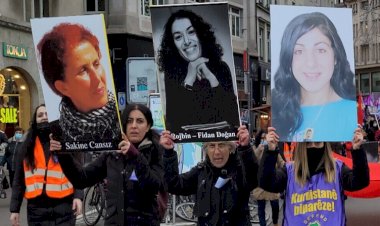 Paris'te  Kürtler 10 yıl önce katledilen 3 Kürt kadın siyasetçi için yürüdü