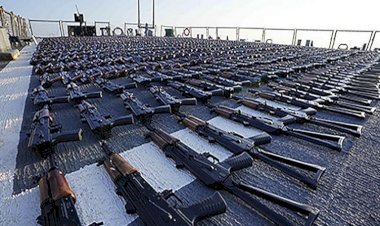 ABD Donanması:  İran'dan Yemen'e gönderilen 2 binden fazla kalaşnikof ele geçirdik