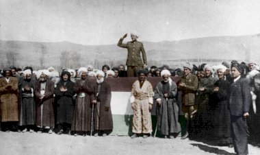 Mahabad Kürdistan Cumhuriyeti 77 yaşında