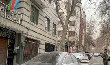 Azerbaycan'ın Tahran Büyükelçiliği tahliye edildi