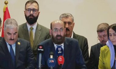 Ezidi Miri: Irak Parlamentosu'ndan Ezidi soykırımını tanımasını talep ettik