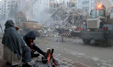 Depremlerde hayatını kaybedenlerin sayısı 18 bin 991’e yükseldi