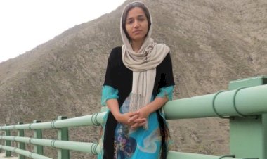 Kürtçe öğretmeni Zara Muhammedi cezaevinden tahliye edildi