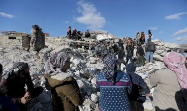 Rojava ve Suriye'deki depremlerde can kaybı 5 bini geçti