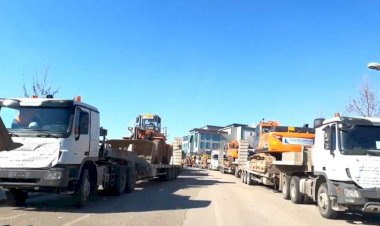 BCF ve KAVIN Grup'a ait iş makineleri ile kurtarma ekipleri deprem bölgesinde