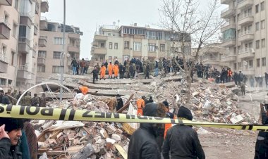 Depremlerde yıkılan binalarla ilgili yeni gözaltılar