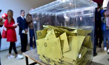 AKP'den seçim tarihine ilişkin ilk açıklama