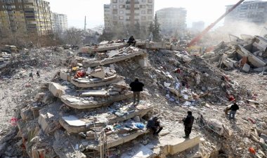 Resmi Gazete'de yayımlandı: Deprem bölgesi için 'işten çıkarma yasağı' ve 'kısa çalışma ödeneği' kararı