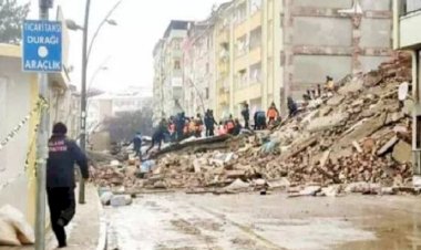 Elazığ’da acil yıkılacak ve ağır hasarlı binalara girişler yasaklandı