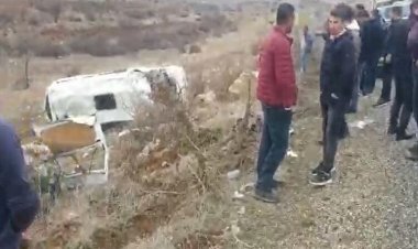 Mardin’de okul servisi şarampole yuvarlandı: 14 yaralı