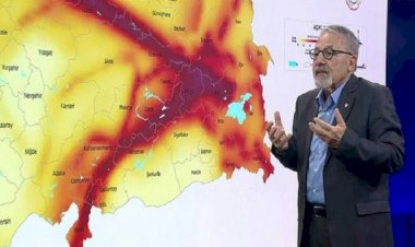 Naci Görür harita üzerinde üç noktayı işaret etti: 7,2 ve 7,4 büyüklüğünde deprem bekliyoruz