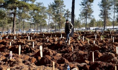 Depremde can kaybı 44 bin 374’e yükseldi