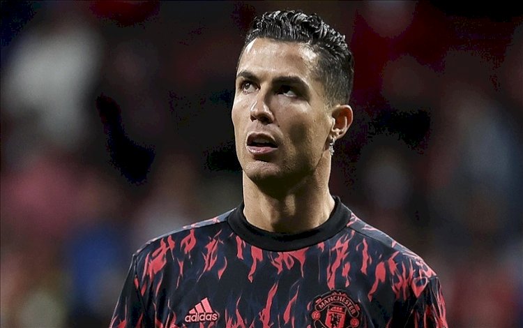 Ronaldo depremzedeler için imzalı formasını satacak